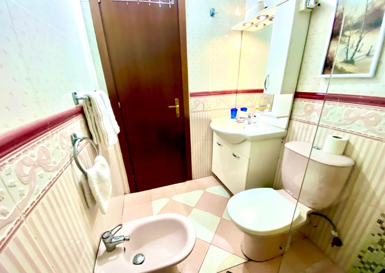 Blloku Apartment Tiranë Luaran gambar