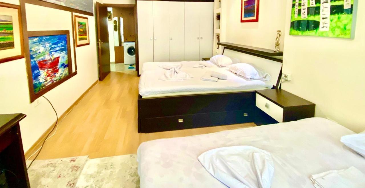 Blloku Apartment Tiranë Luaran gambar