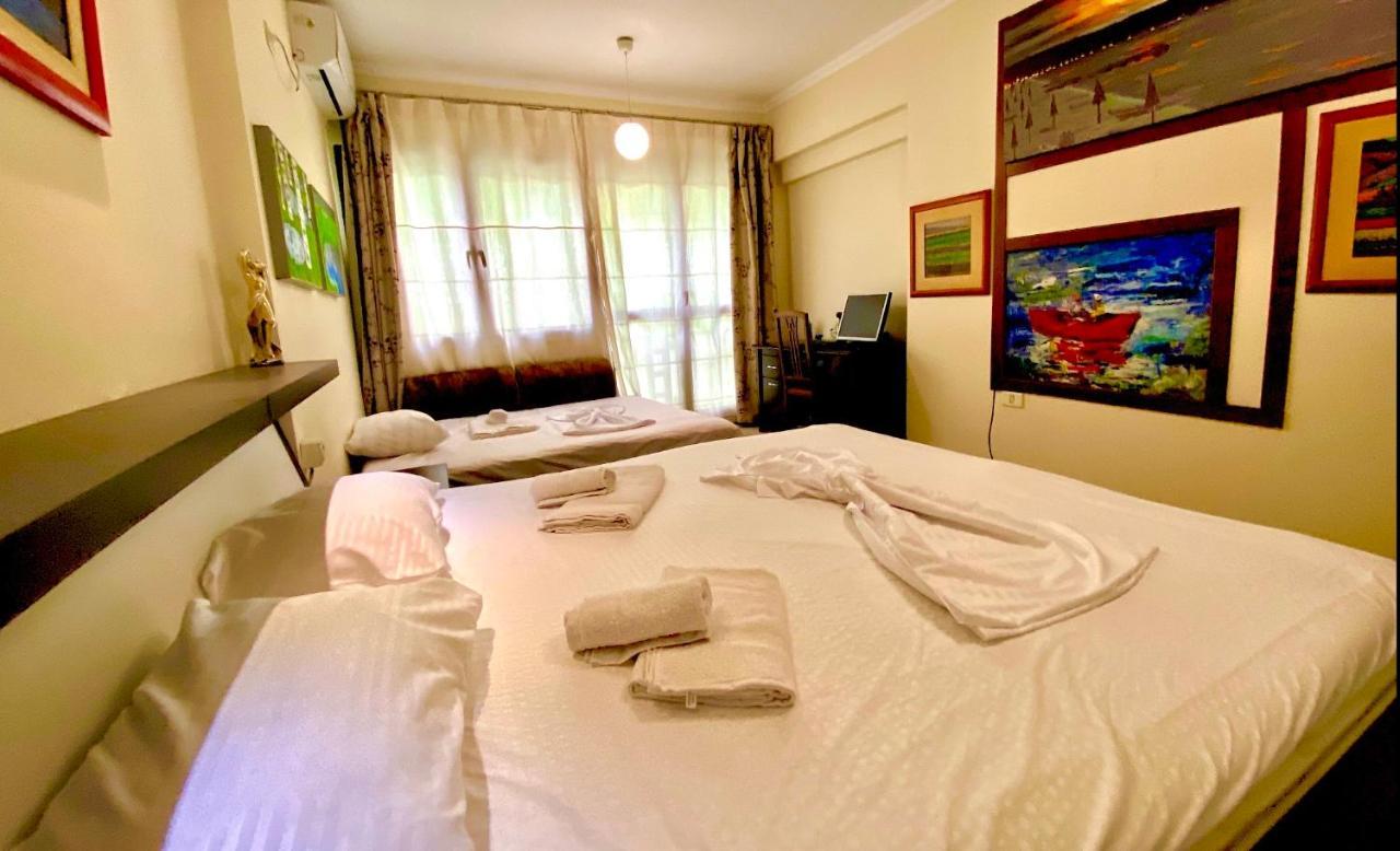 Blloku Apartment Tiranë Luaran gambar